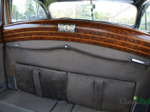 Image 13/34 of Cadillac 75 Fleetwood Imperial (1941)