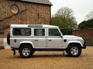 Image 23/50 de Land Rover Defender 110 (2015)