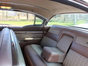 Image 14/29 of Cadillac 60 Special Fleetwood (1958)