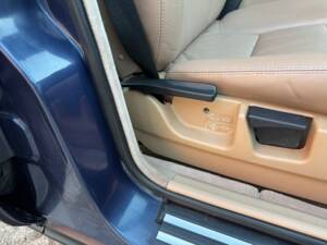 Immagine 70/99 di BMW 735i (1988)