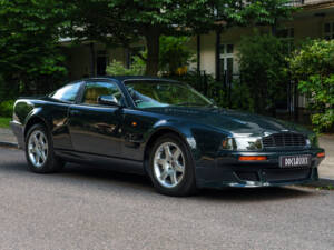 Immagine 2/43 di Aston Martin V8 Vantage V550 (1999)