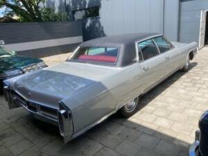 Afbeelding 6/18 van Cadillac Fleetwood Brougham (1965)