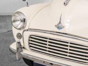 Image 27/50 of Morris Minor 1000 Traveller (1961)