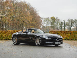 Image 23/100 of Mercedes-Benz SLS AMG Roadster (2011)