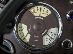 Image 20/50 de Morris Eight (1939)