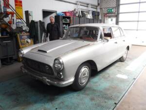 Image 13/50 of Lancia Flaminia Berlina (1962)