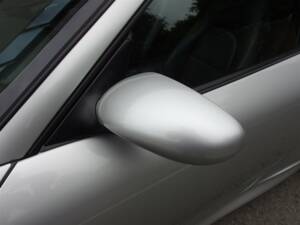 Bild 32/100 von Porsche 911 Carrera 4S (2002)