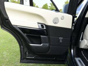 Bild 35/50 von Land Rover Range Rover Autobiography SDV8 (2017)