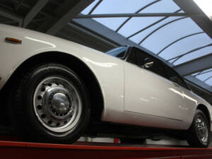 Bild 8/50 von Alfa Romeo Giulia GT 1300 Junior (1970)