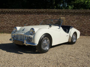 Bild 1/50 von Triumph TR 3A (1957)