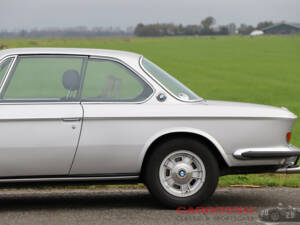 Image 16/50 de BMW 3.0 CS (1972)