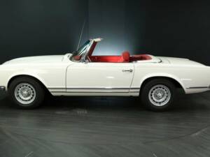 Immagine 3/30 di Mercedes-Benz 230 SL (1964)