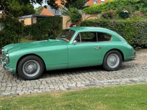 Image 6/40 of Aston Martin DB 2&#x2F;4 Mk I (1955)