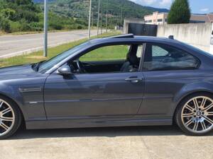 Image 8/42 of BMW M3 (2002)