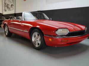 Image 2/50 de Jaguar XJS 4.0 (1995)