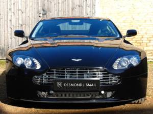 Image 9/23 of Aston Martin V8 Vantage (2009)
