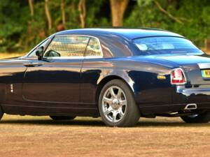 Image 7/50 of Rolls-Royce Phantom Coupé (2010)