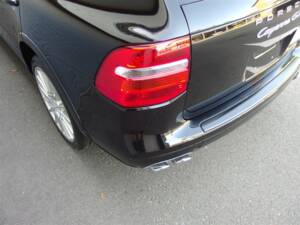 Image 32/98 of Porsche Cayenne GTS (2008)