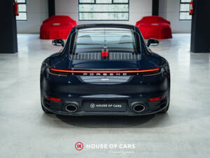 Image 8/50 de Porsche 911 Carrera 4S &quot;Belgian Legend Edition&quot; (2020)