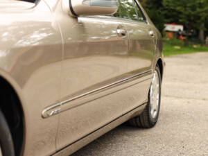 Bild 54/76 von Mercedes-Benz S 600 L (2001)