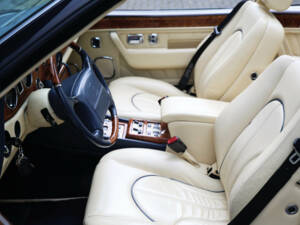 Afbeelding 42/52 van Rolls-Royce Corniche V (2000)