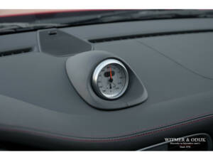 Image 18/30 of Porsche 911 Carrera S (2008)