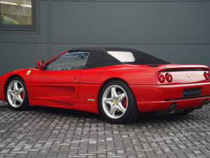 Image 31/50 of Ferrari F 355 Spider (1999)