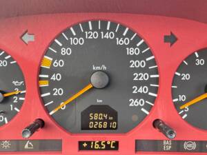 Imagen 26/41 de Mercedes-Benz SL 500 (1997)
