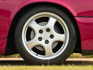 Image 41/50 of Porsche 911 Carrera 2 (1991)