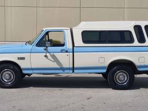 Image 8/19 of Ford F-250 (1987)