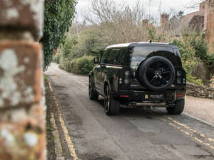 Image 11/25 of Land Rover Defender 110 P525 &quot;Bond Edition&quot; (2022)