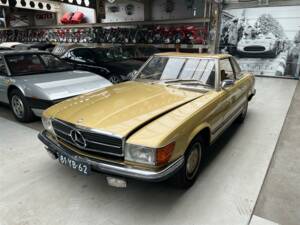 Imagen 2/21 de Mercedes-Benz 280 SL (1974)