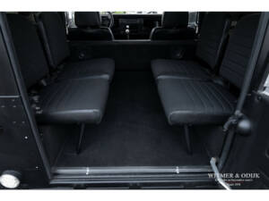 Image 28/30 of Land Rover Defender 90 (1997)