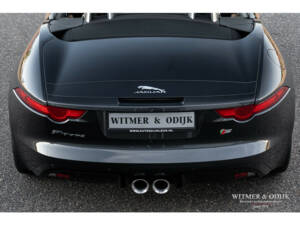 Image 29/38 of Jaguar F-Type S (2014)
