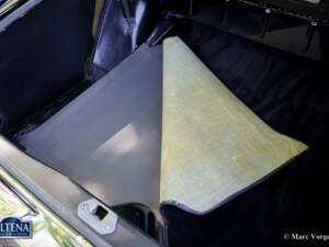 Image 51/52 de Mercedes-Benz 220 SE b (1963)