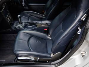 Bild 23/50 von Porsche 911 Carrera (2004)