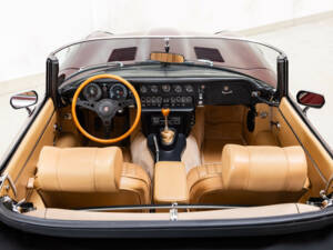 Imagen 13/32 de Jaguar Type E V12 (1972)