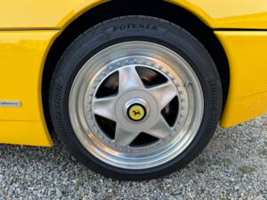 Bild 54/82 von Ferrari 348 TS (1990)