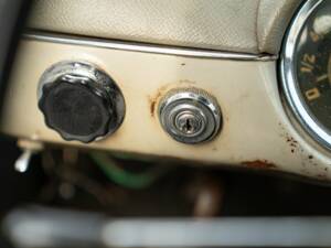 Image 35/50 of Lancia Appia C10 (1957)