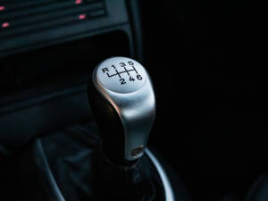 Image 37/47 of Porsche 911 Carrera 4S (2004)