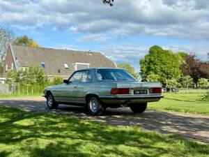 Image 6/22 of Mercedes-Benz 350 SLC (1972)