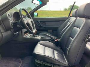 Image 5/5 of BMW 318i (1997)