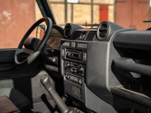 Image 35/46 de Land Rover Defender 110 (2013)