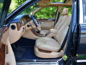 Immagine 10/50 di Bentley Arnage Green Label (1999)