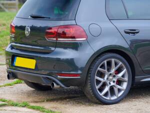 Image 8/50 of Volkswagen Golf VI GTI (2011)