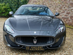 Image 31/50 of Maserati GranTurismo Sport (2013)