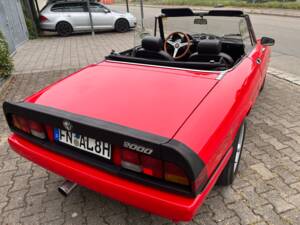 Bild 18/37 von Alfa Romeo 1.6 Spider (1984)