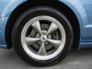 Bild 18/63 von Ford Mustang GT (2005)