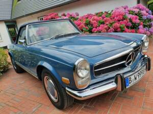 Image 76/83 of Mercedes-Benz 280 SL (1970)