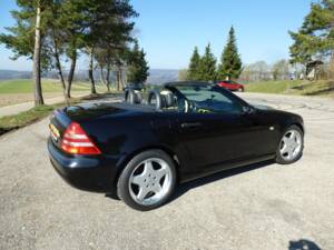 Image 6/53 of Mercedes-Benz SLK 230 Kompressor (1999)